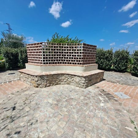 Spoleto By The Pool Guest House Exterior foto
