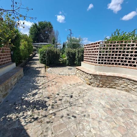Spoleto By The Pool Guest House Exterior foto
