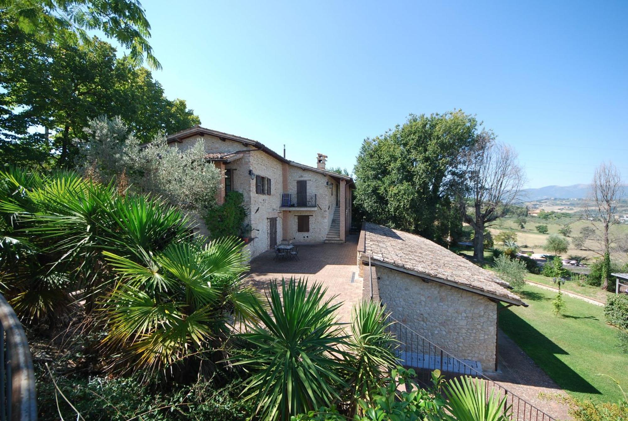 Spoleto By The Pool Guest House Exterior foto