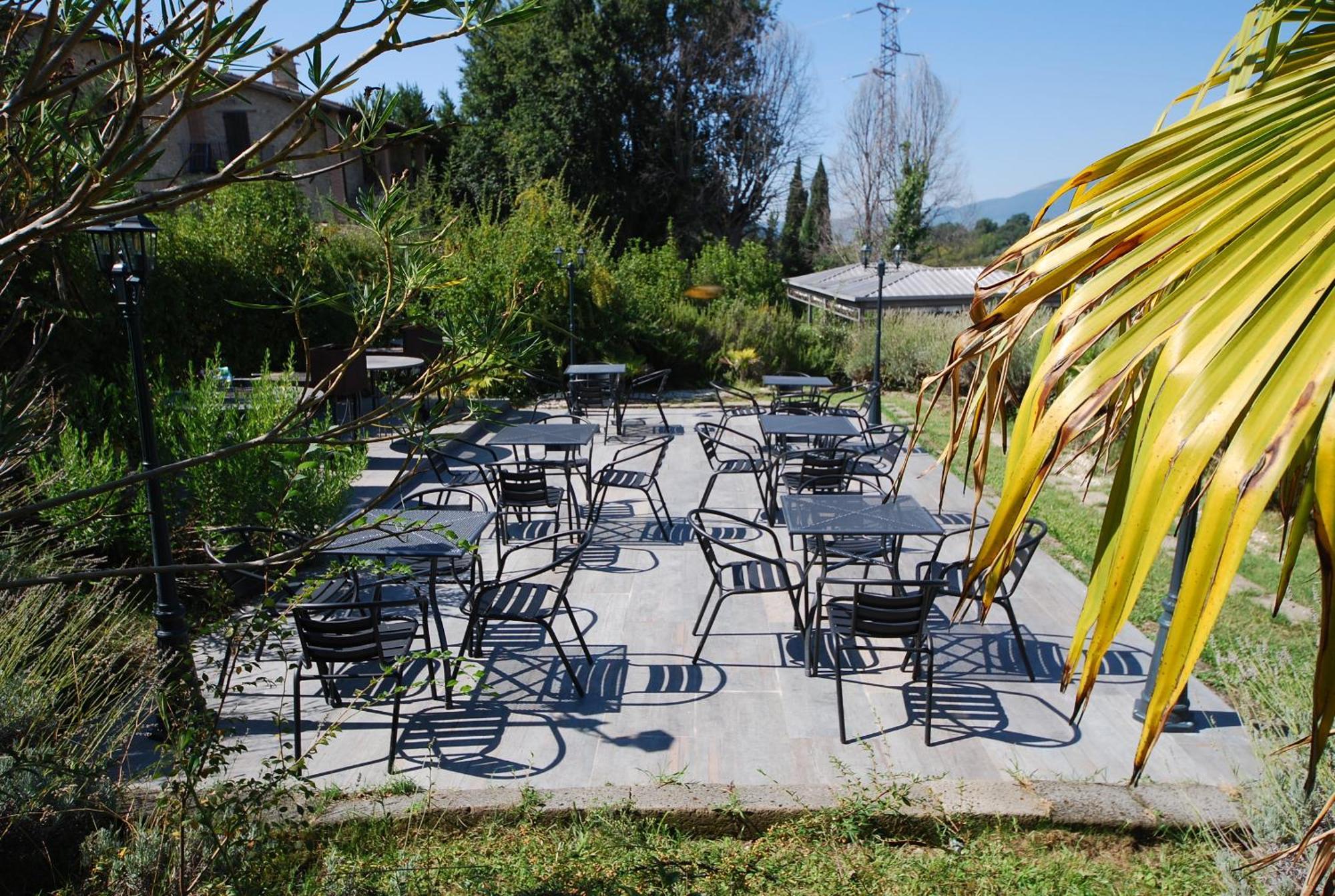 Spoleto By The Pool Guest House Exterior foto