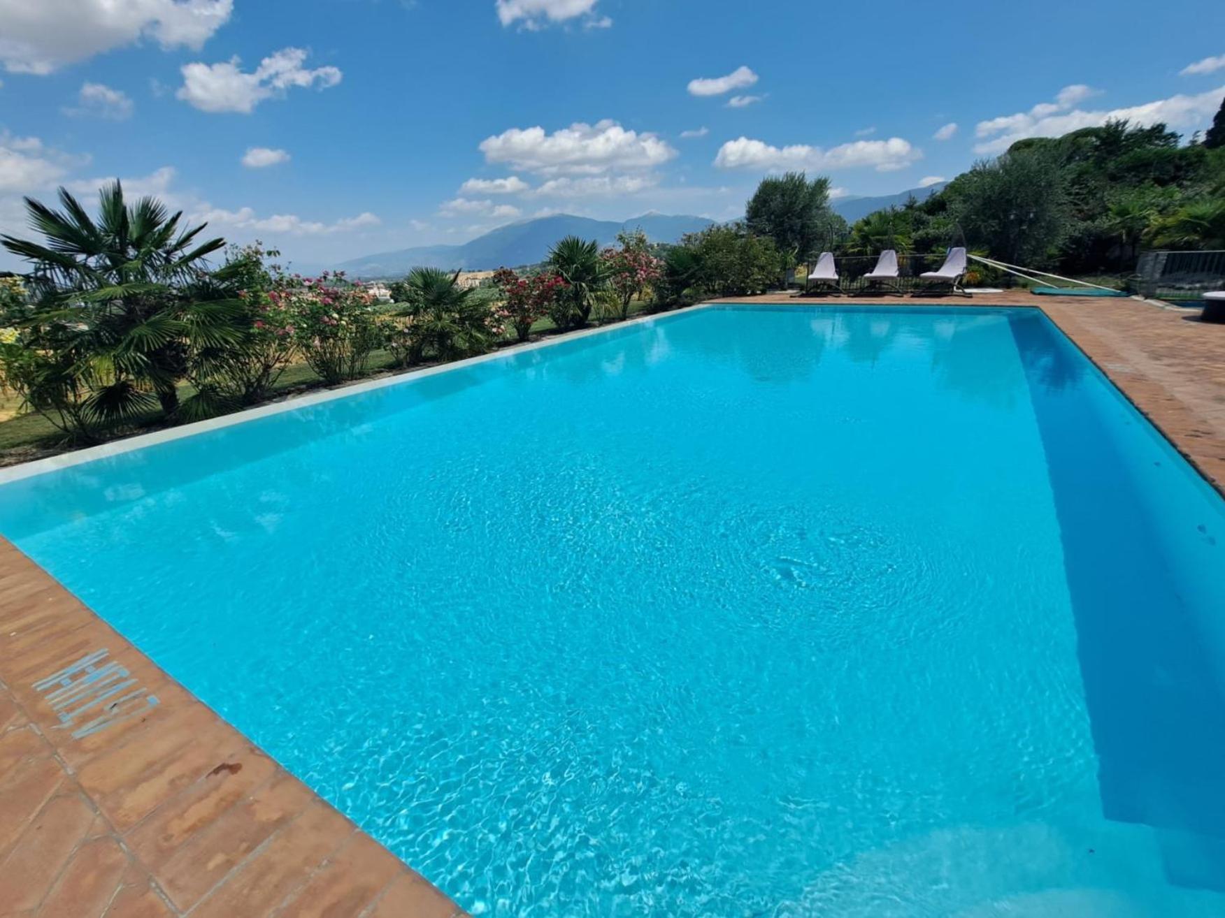 Spoleto By The Pool Guest House Exterior foto