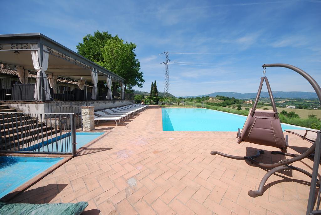 Spoleto By The Pool Guest House Exterior foto