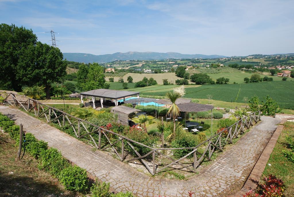 Spoleto By The Pool Guest House Exterior foto