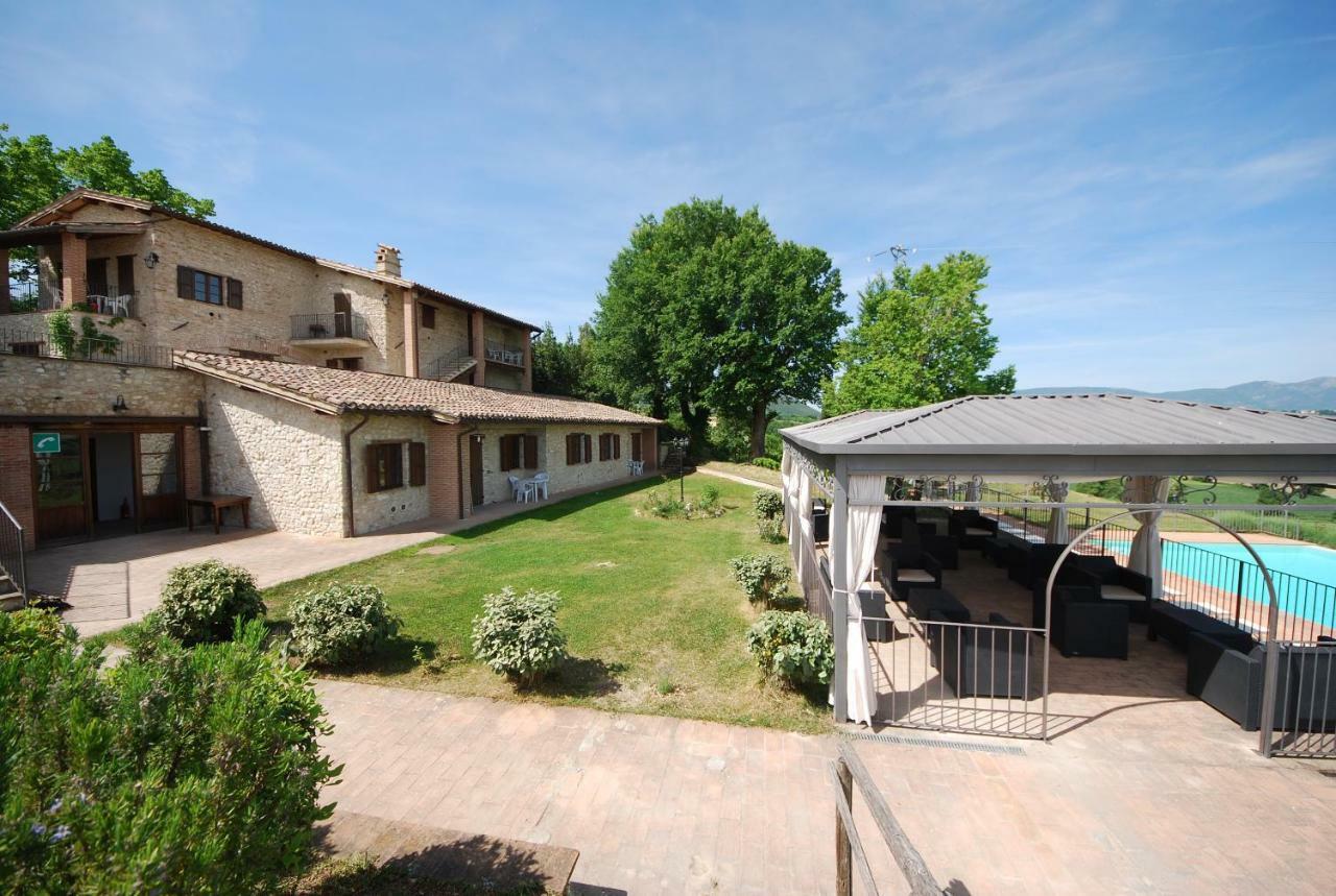 Spoleto By The Pool Guest House Exterior foto